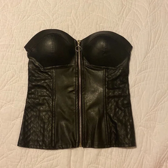 Faux leather zipper corset from Charlotte Russe size Small - Picture 1 of 3